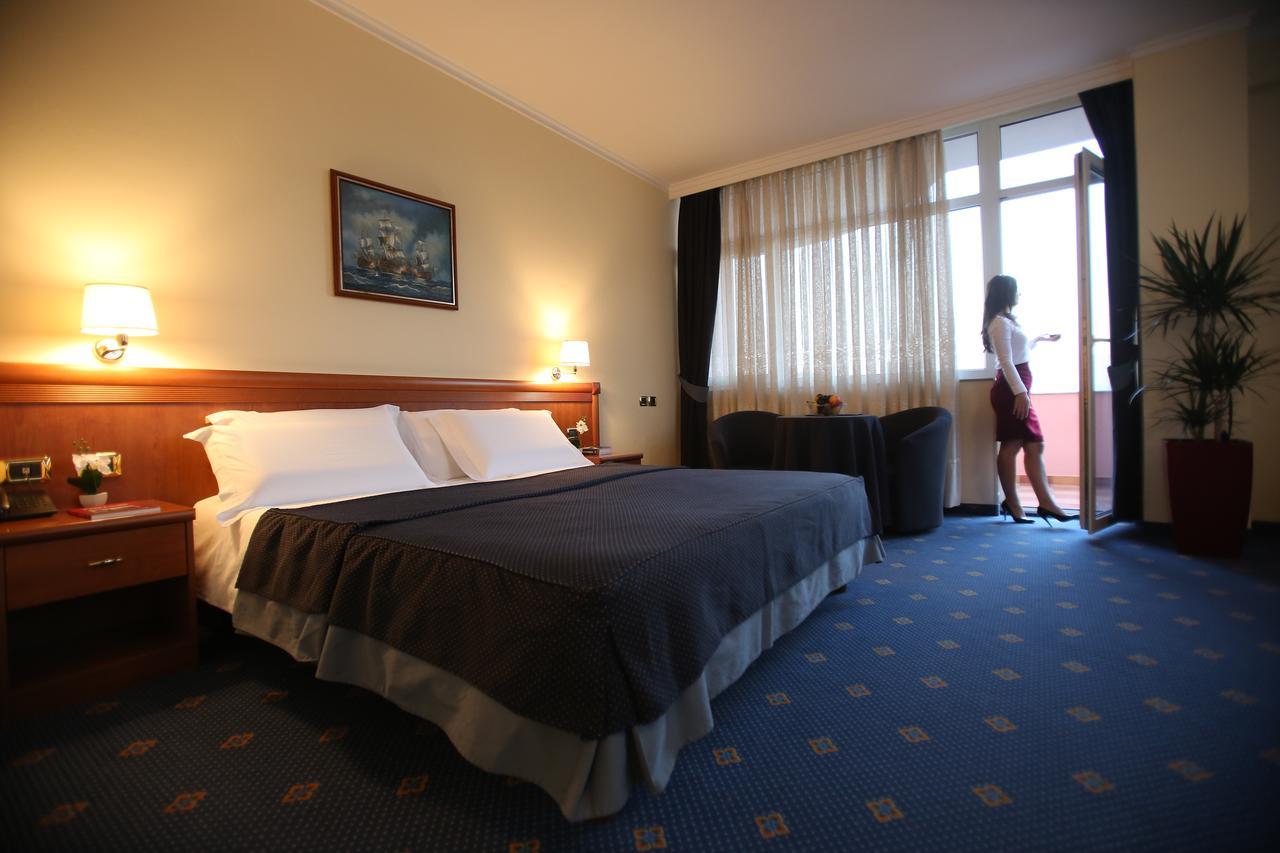 Hotel Continental Vore Экстерьер фото