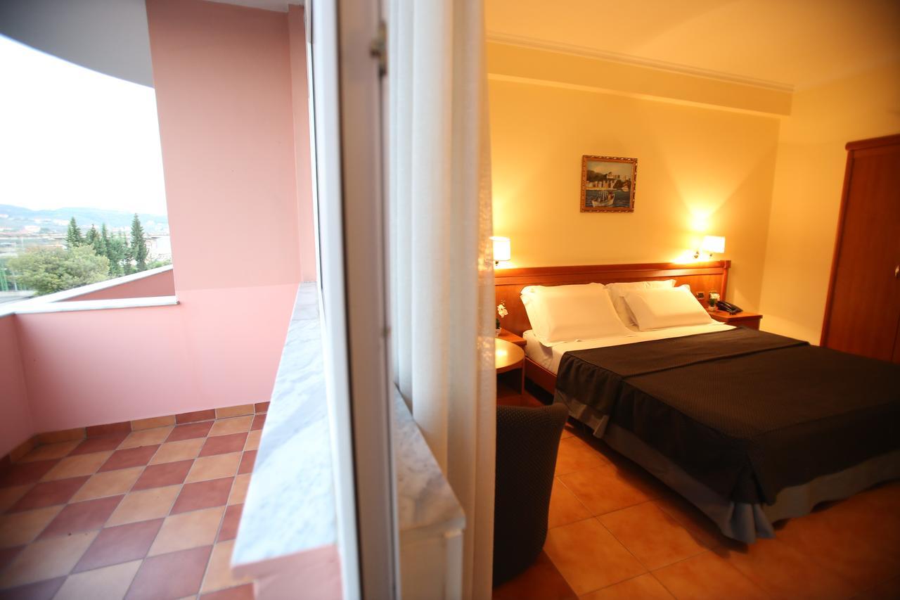 Hotel Continental Vore Экстерьер фото